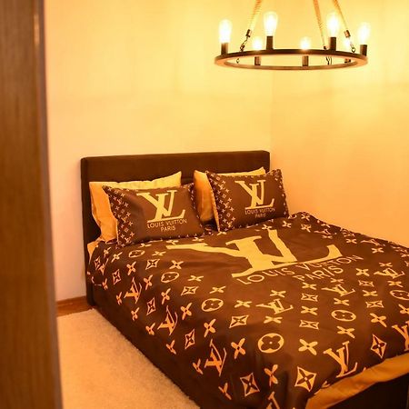 Naumovski Apartments Skopje Eksteriør bilde